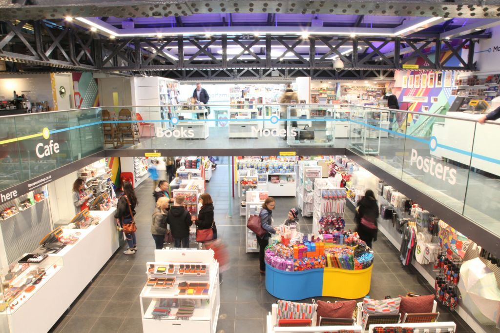 런던 교통 박물관 상점