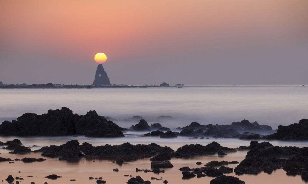 석노인 해수욕장