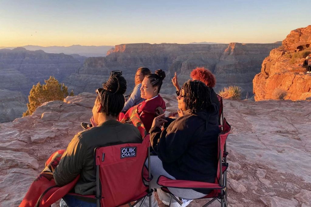 편도 또는 왕복 셔틀: 라스베이거스 - 그랜드캐니언 웨스트