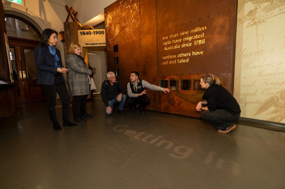 가이드와 함께하는 이민 박물관 하이라이트 투어