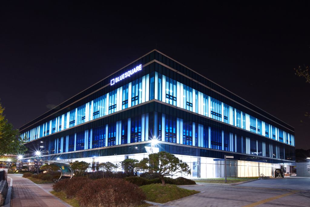 BLUESQUARE SOL TRAVEL Hall Thumbnail