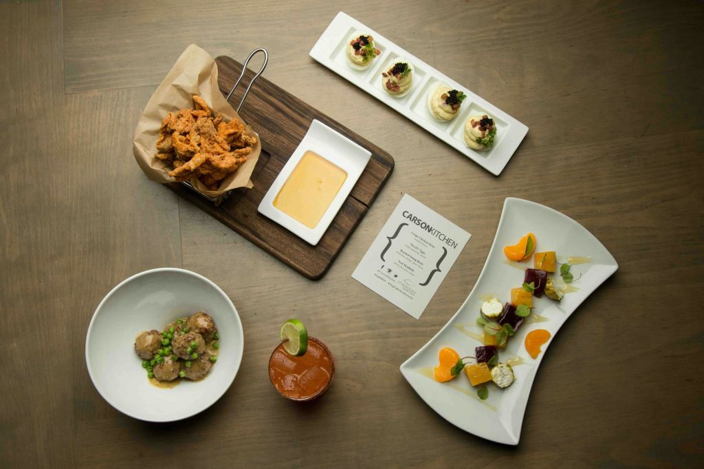 립스매킹을 즐기는 다운타운 미식 투어