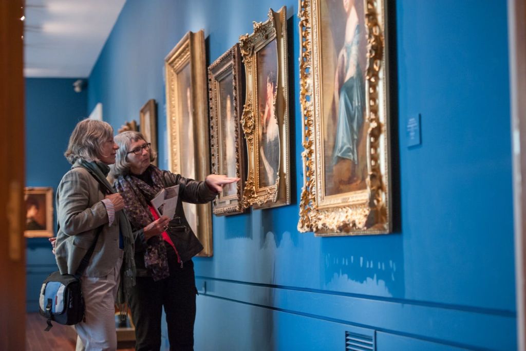 라자로 갈디아노 박물관에서 그림 그리기