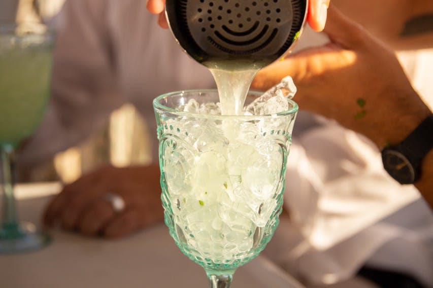 칵테일 & 요트 타기