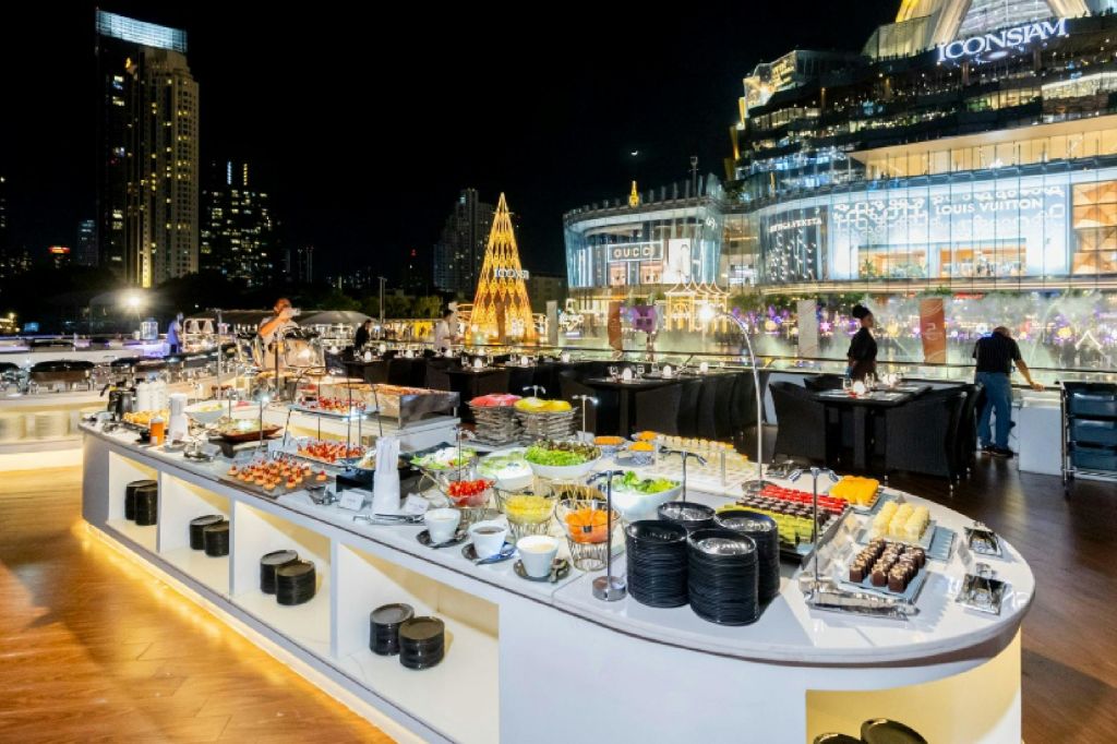 오퓰런스 럭셔리 디너 크루즈