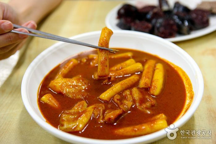 윤옥연 할매 떡볶이 본점