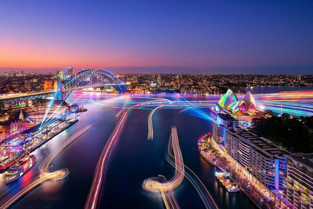 시드니 항구에서 즐기는 생생한 크루즈