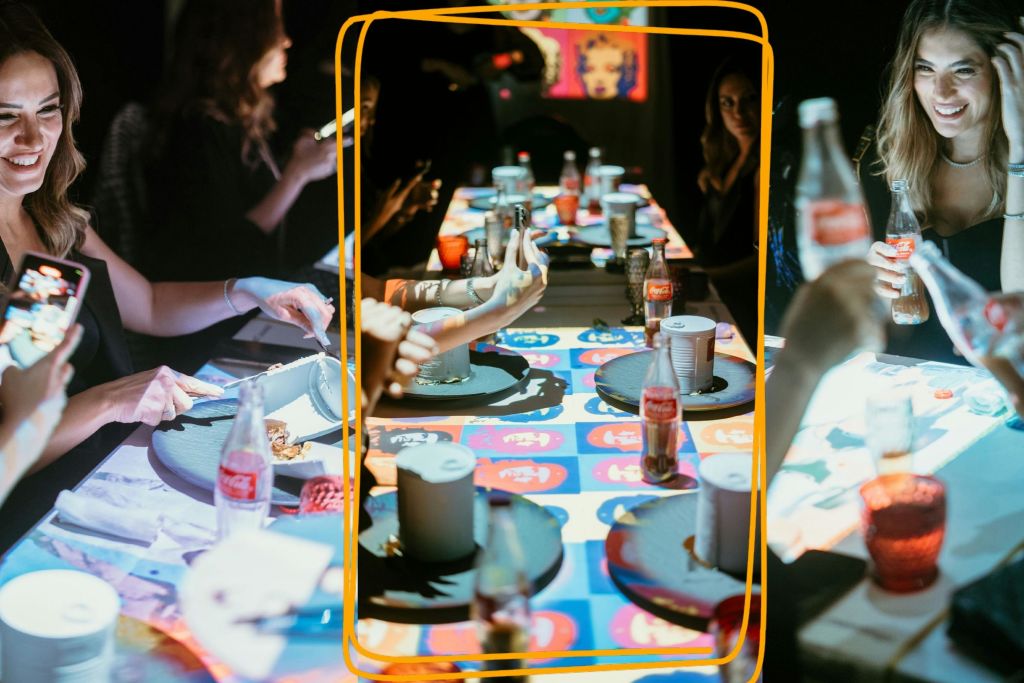 워홀의 세븐 페인팅 다섯 번째 코스 - 몰입형 다이닝 쇼