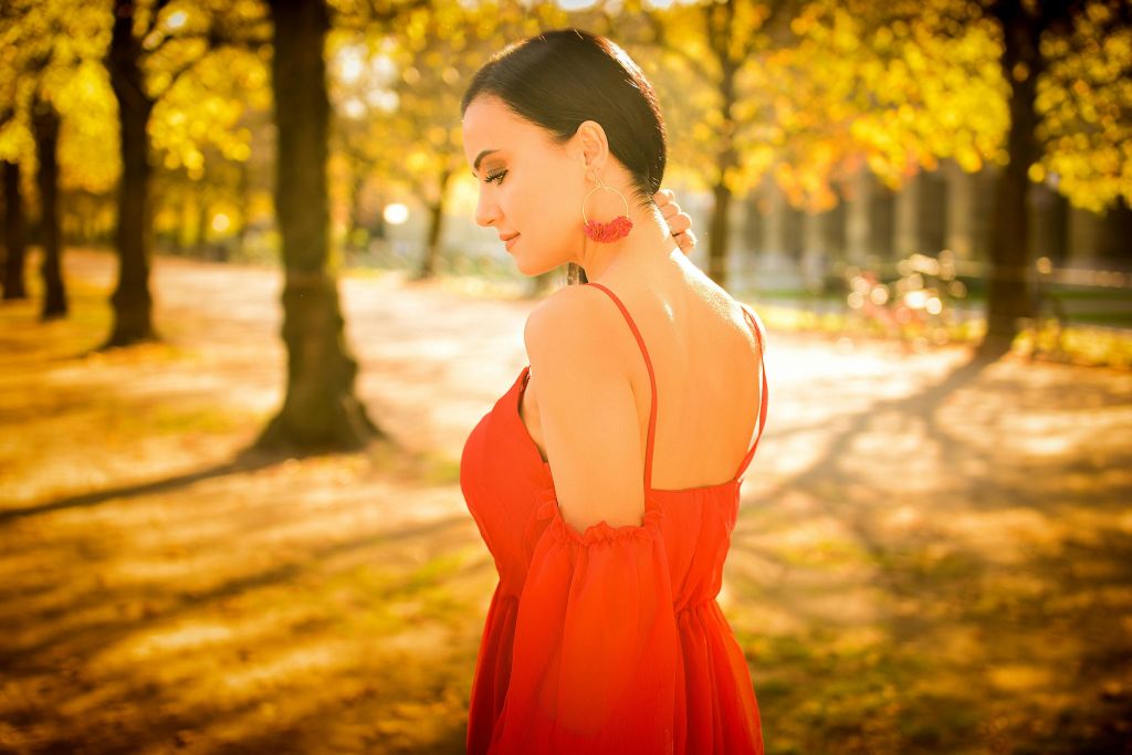 각 개인은 최소 10개의 전문적으로 편집된 이미지를 갖게 됩니다.