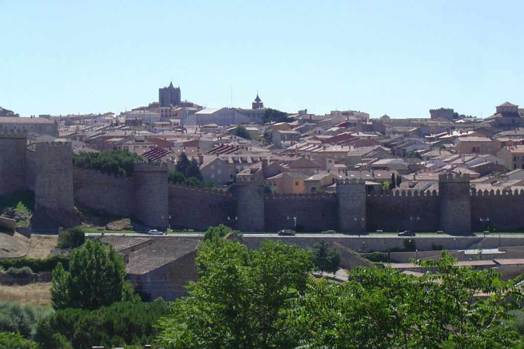 아빌라의 성벽 둘러보기