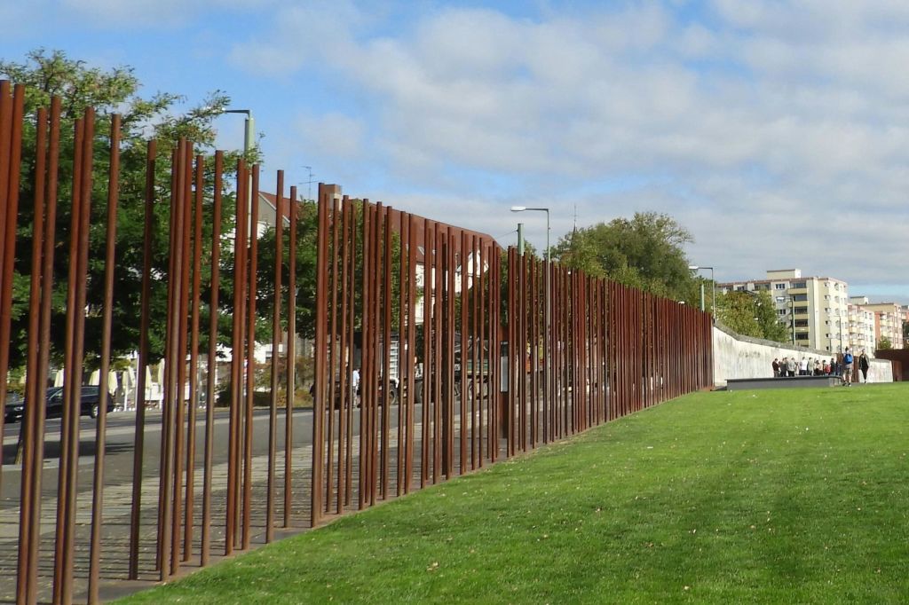 어드벤처 월드 투어