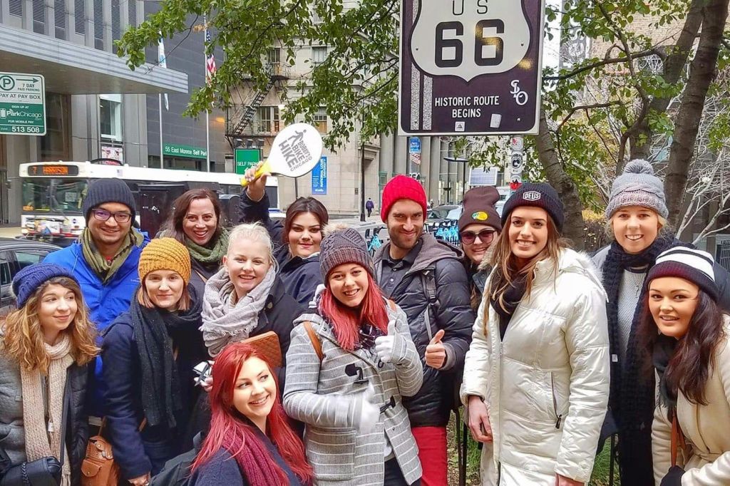 시카고의 명소를 둘러보는 도보 & 푸드 투어