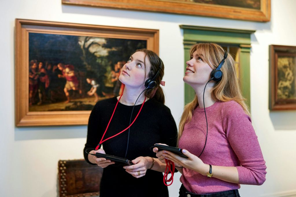 멀티미디어 투어