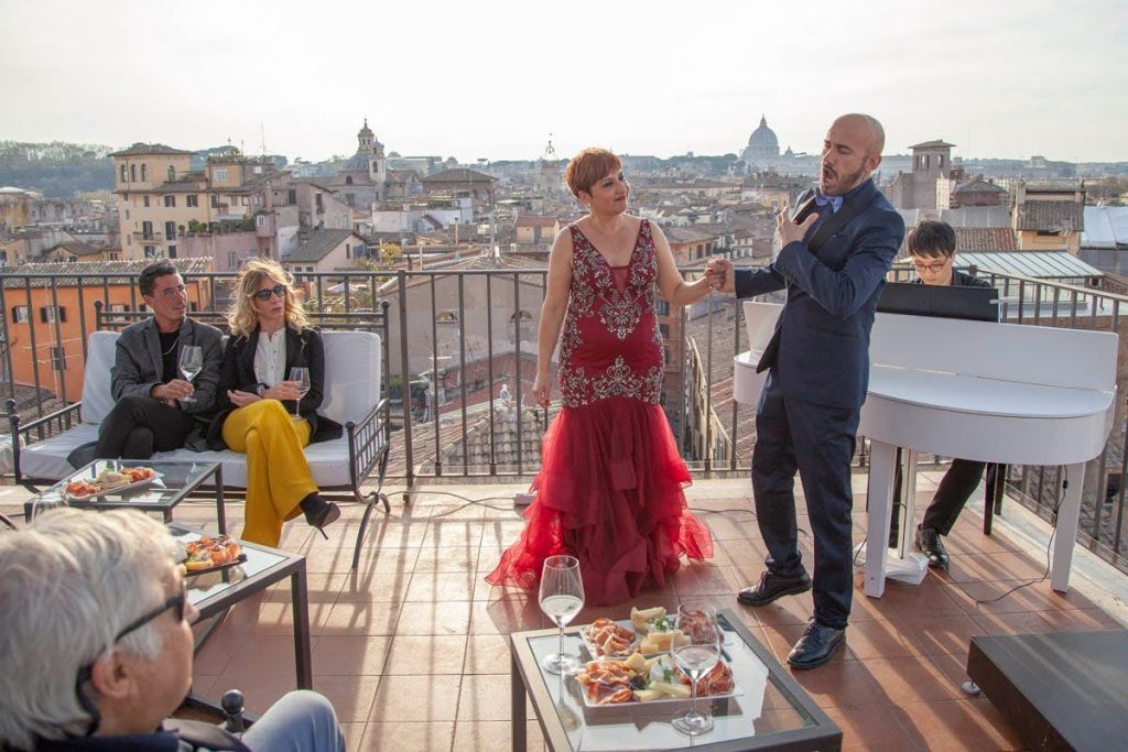 루프톱에서 즐기는 오페라와 식전주 라그란데 벨레자