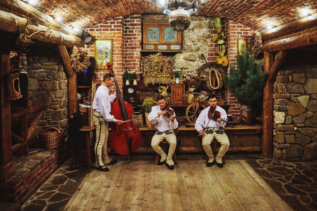 폴란드 전통 민속 음악 음악가