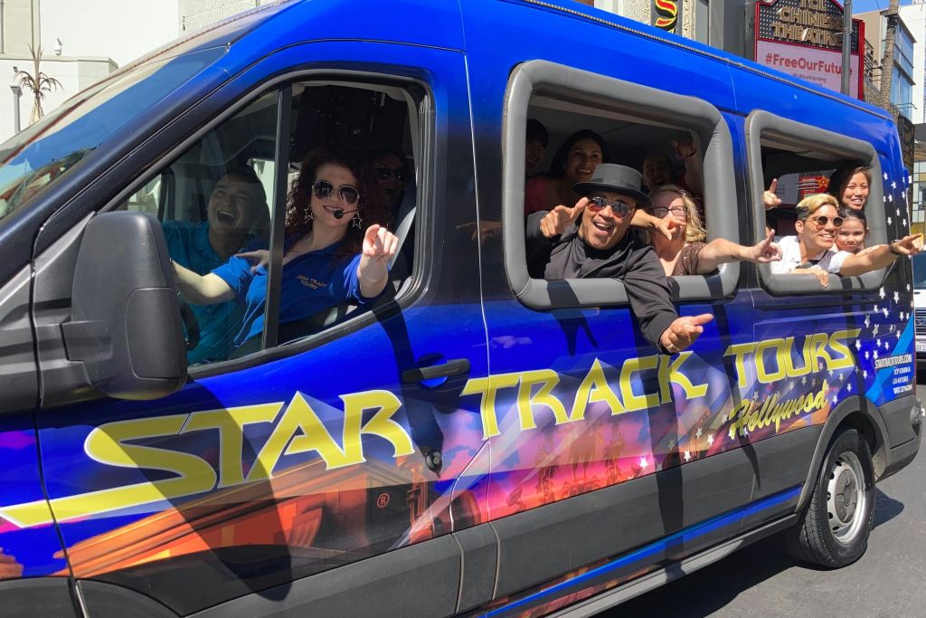 스타 트랙 투어 밴