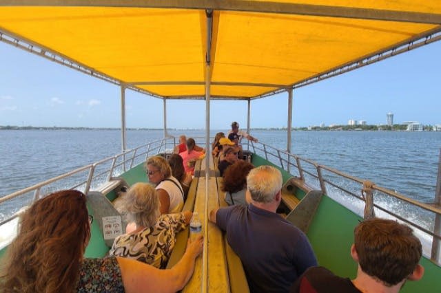 데이토나 비치에서 즐기는 자연 속 보트 투어