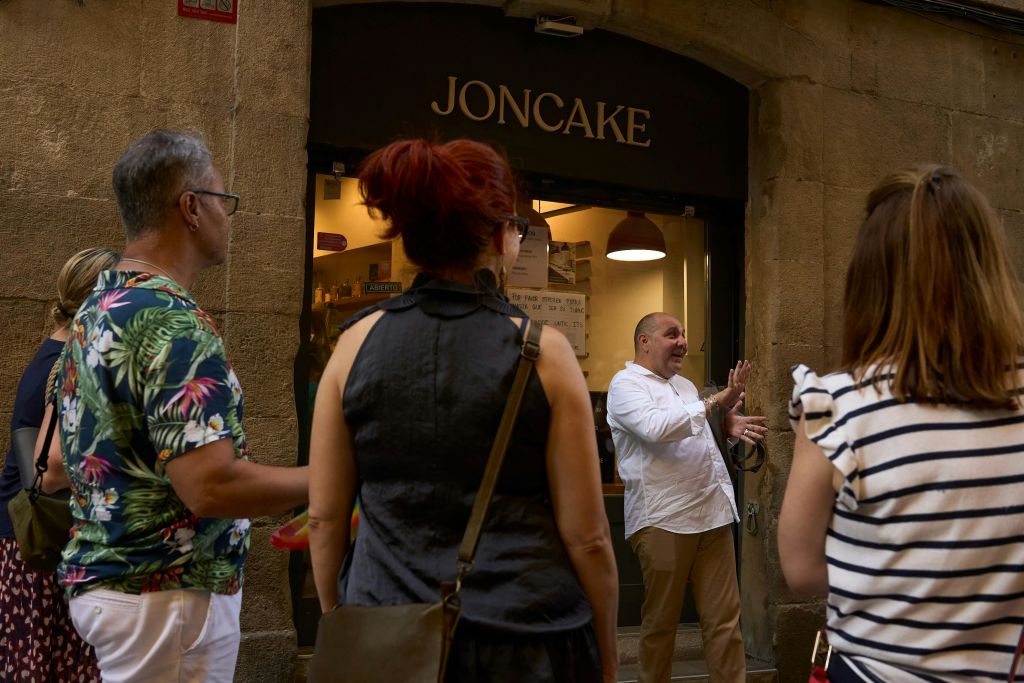 엘보른의 숨은 명소인 존케이크에서 바르셀로나 최고의 치즈케이크를 맛보세요.
