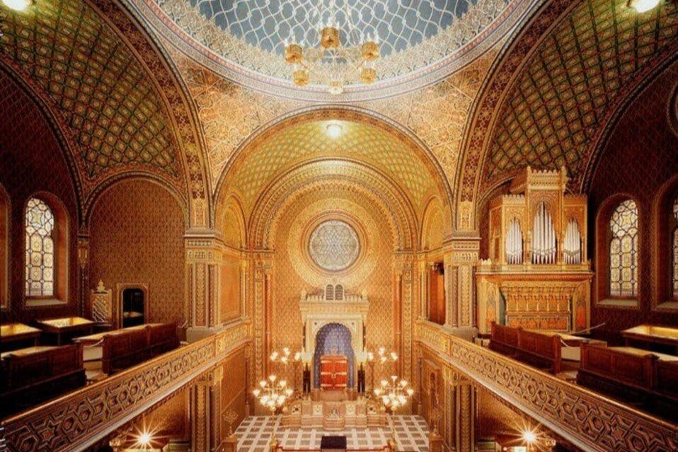 https://www.funinprague.eu/en/classical-concert-in-spanish-synagogue