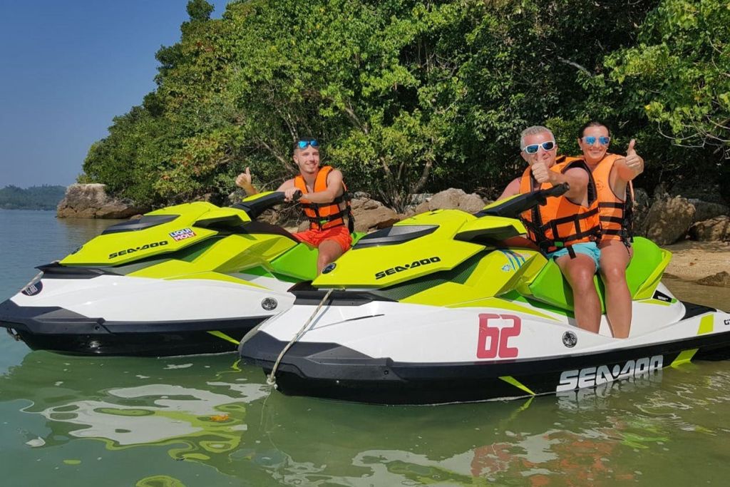 가족과 친구들에게 안성맞춤인 이 투어는 숨막히는 명소와 즐거운 순간을 보장합니다.