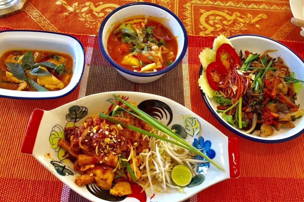 직접 만든 음식을 감상해보세요.