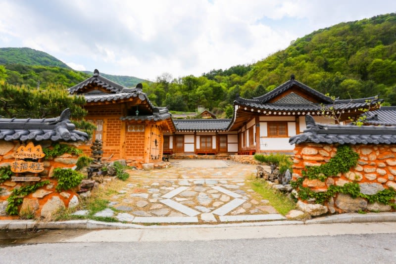 단양 행복충전소행복만당한옥펜션