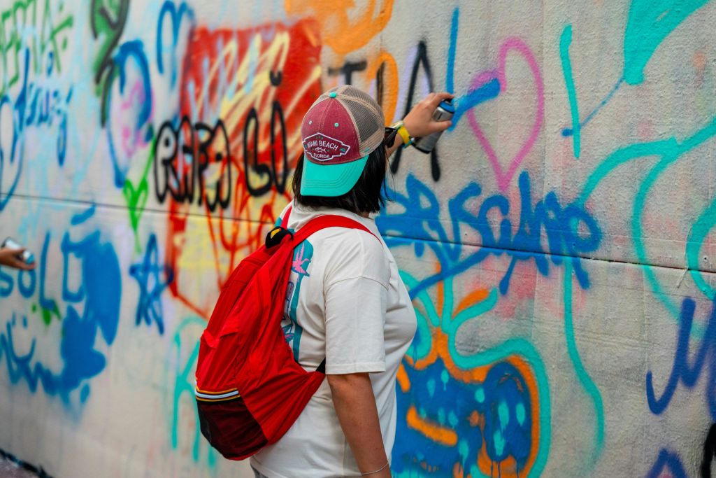 스프레이 페인팅 체험.