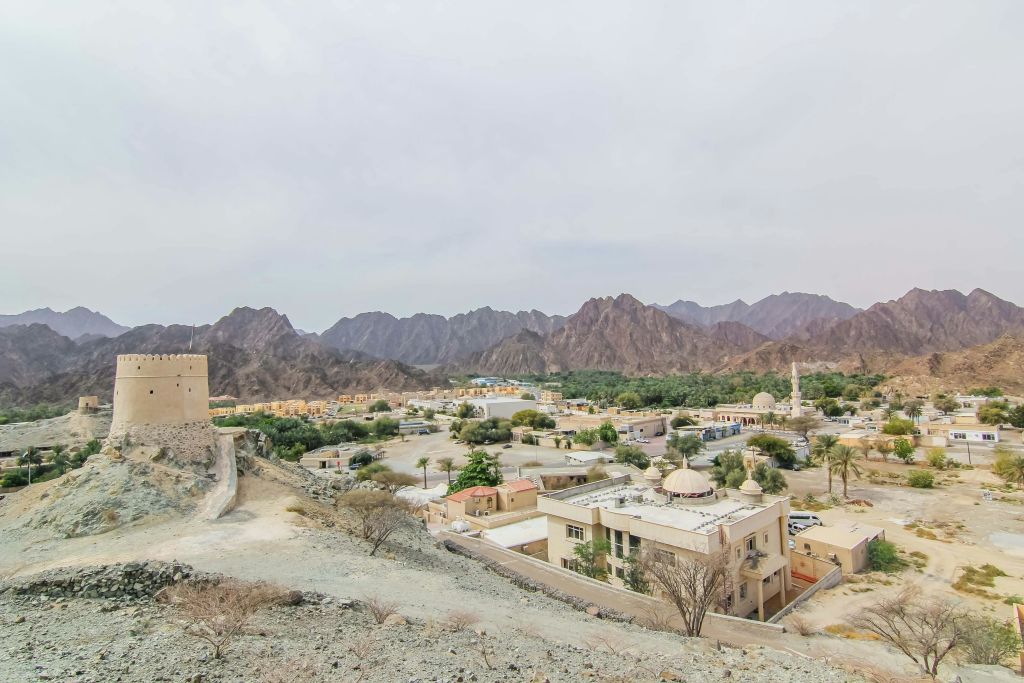 두바이 오리엔트 투어 - 아름다운 풍경과 하타 사막 사파리 (아침 식사 포함)