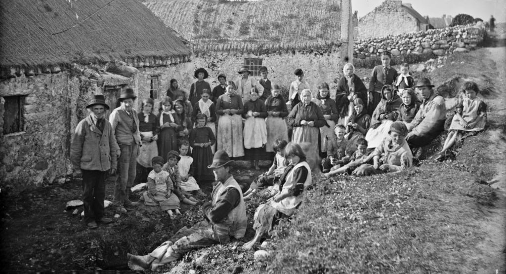 그위도어 원주민, 도니골주