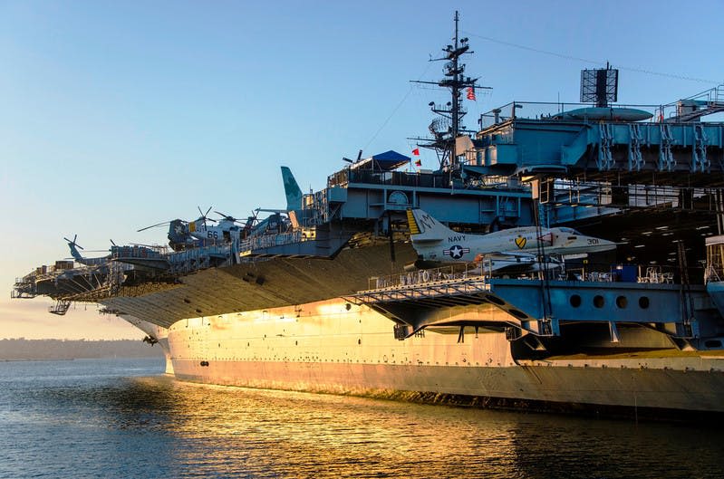 USS 미드웨이 항공모함 박물관