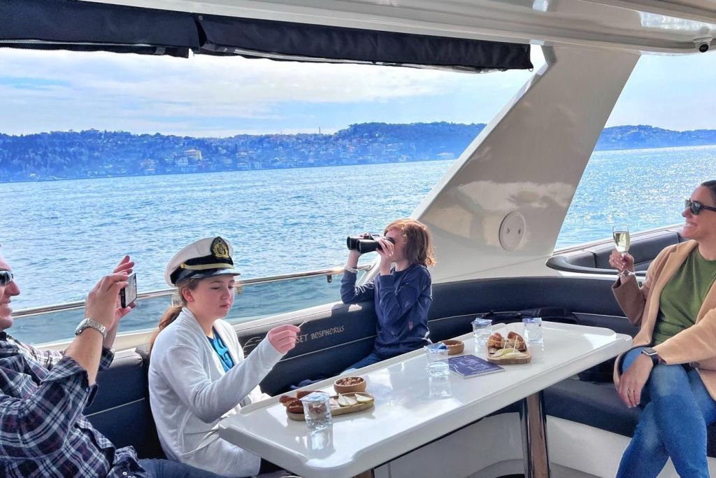 이스탄불 보스포루스 요트 크루즈