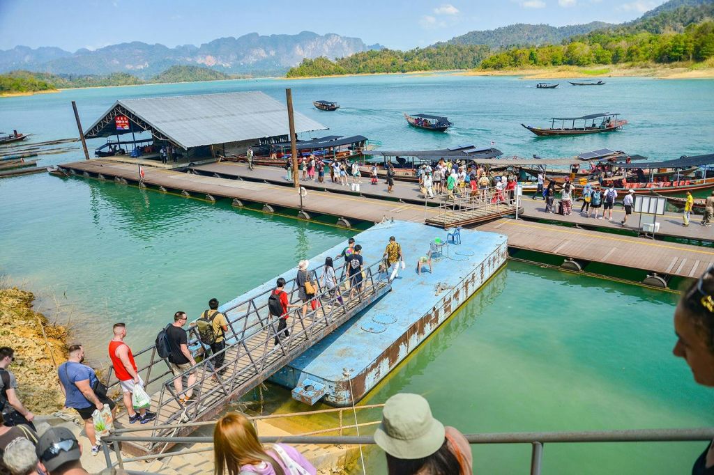 Cheow Lan Pier (Ratchaprapha Pier)