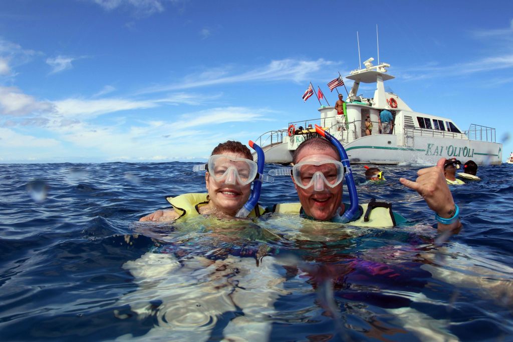 공급업체의 최신 스노클링 장비를 사용하는 게스트!