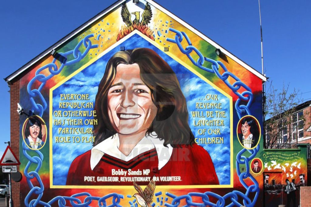 바비샌즈 벽화 가을길