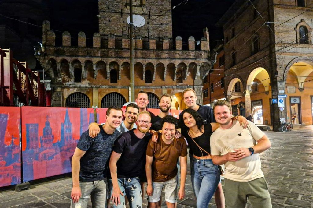 볼로냐 펍 투어 - 첫 번째 밤!