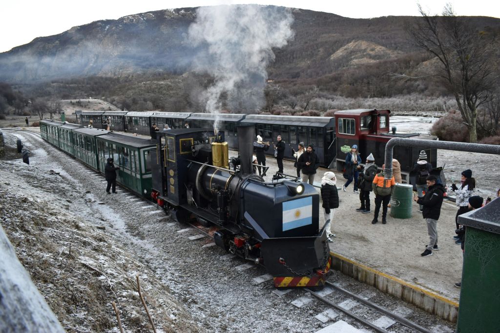 엔드 오브 더 월드 열차 (선택 사항)