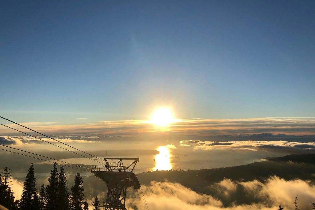 그라우스산에서 감상하는 석양