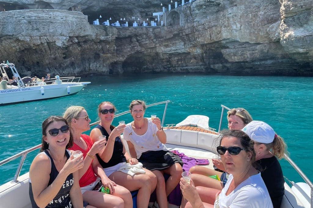 팔라제 동굴 투어