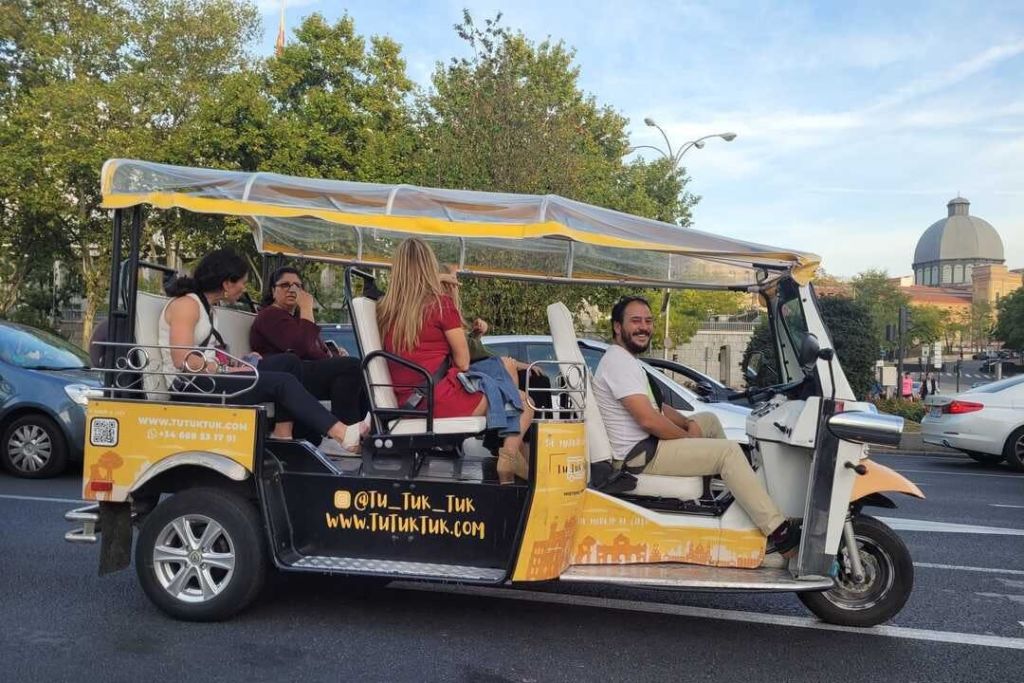 마드리드 툭툭 투어