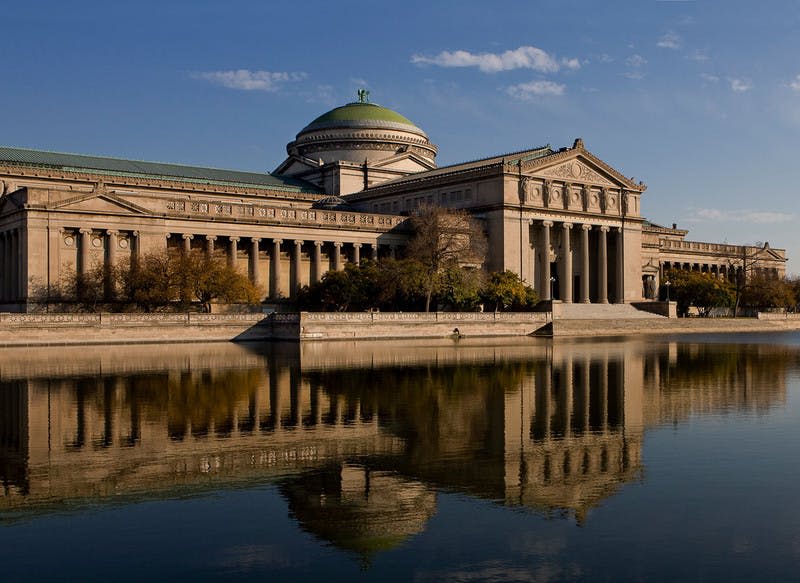 시카고 과학 산업 박물관 건물 외관