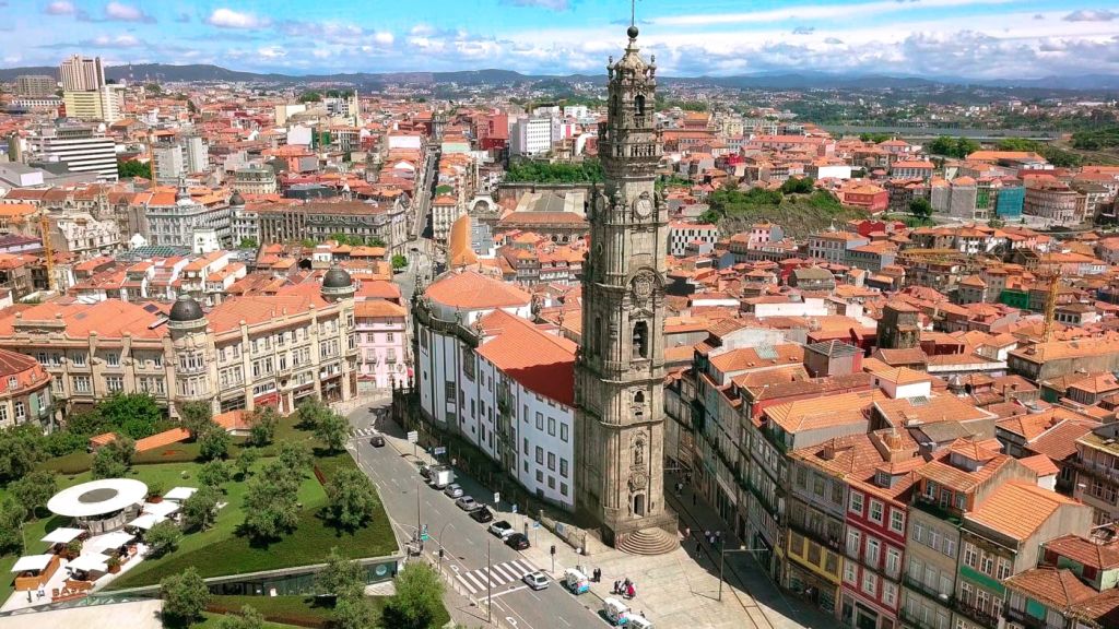 클레리고스 성당