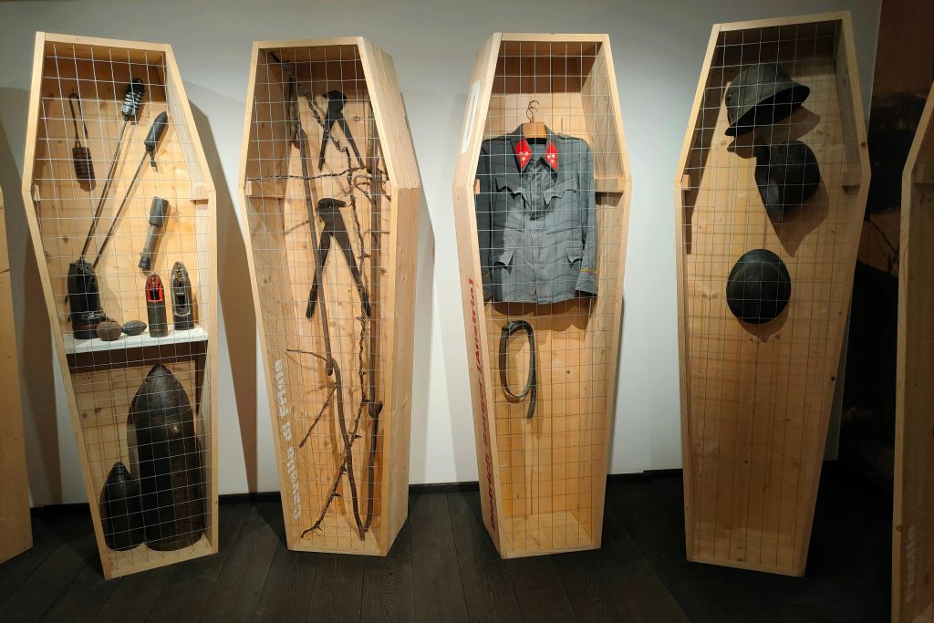 방 "대전의 알파벳. 기억해야 할 26개의 편지 "