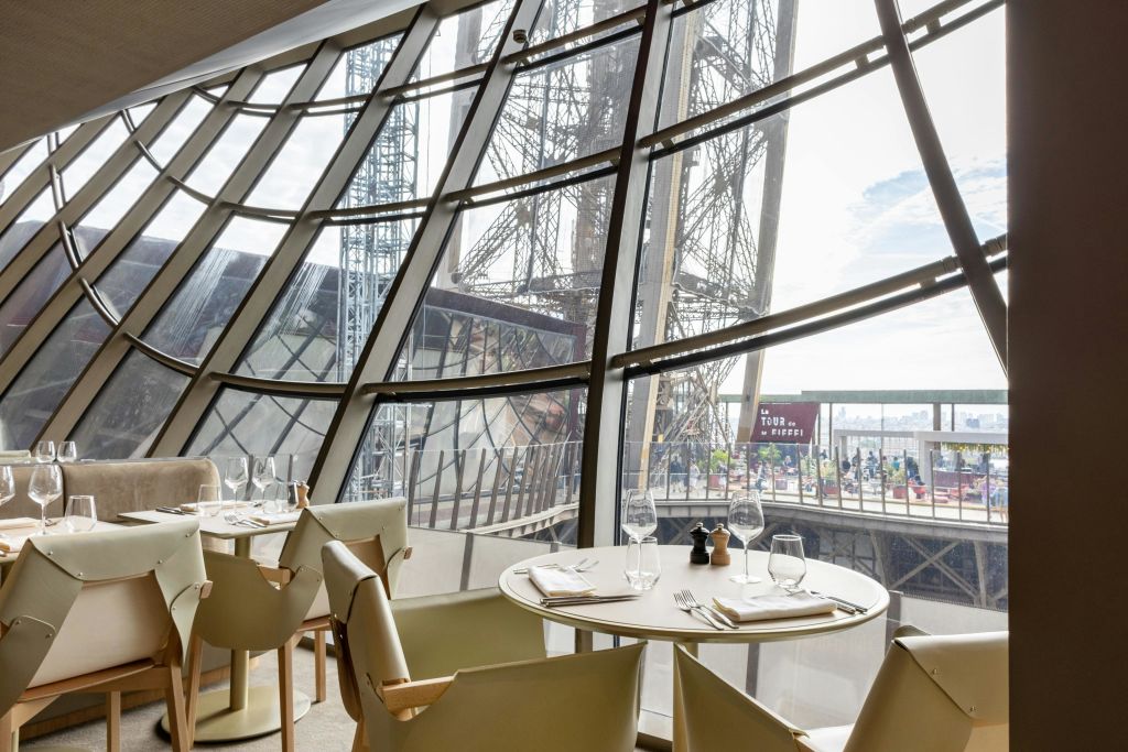 에펠탑의 마담 브라세리