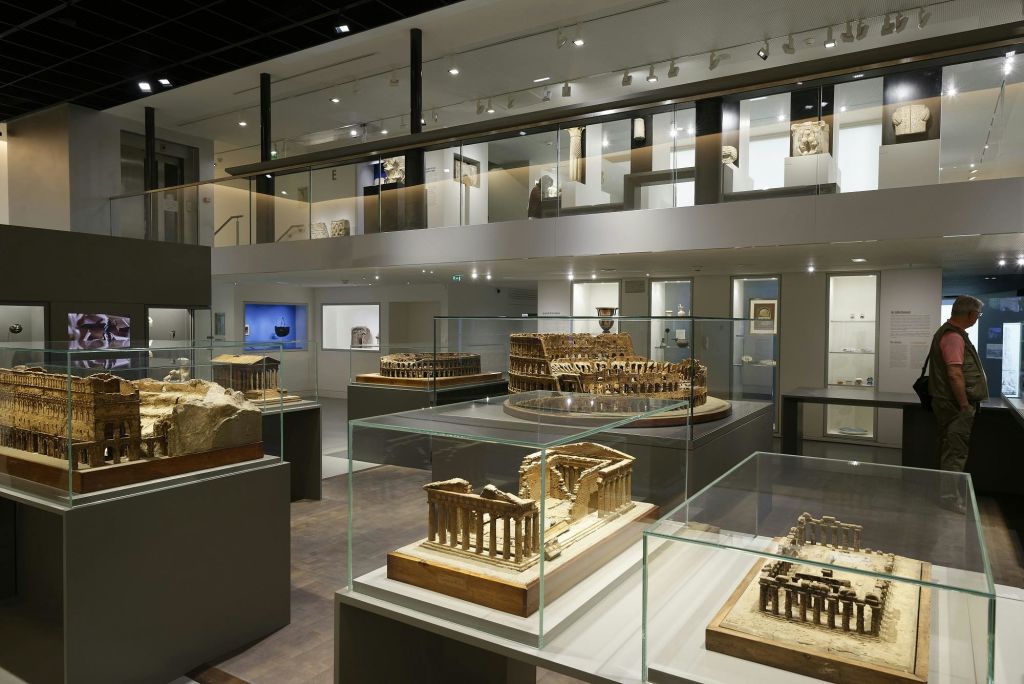 Auguste Pellet의 모델.