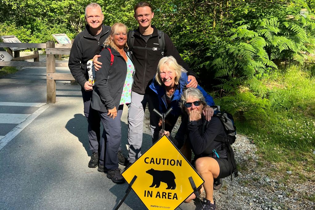 그날 공급자는 곰을 만나지 못했다.