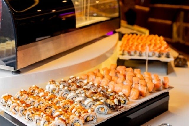 차오프라야에서 즐기는 럭셔리 디너 크루즈