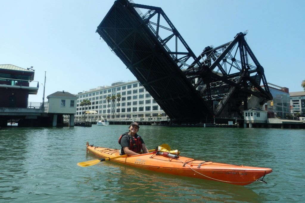 유서 깊은 Lefty O'Doul 도개교