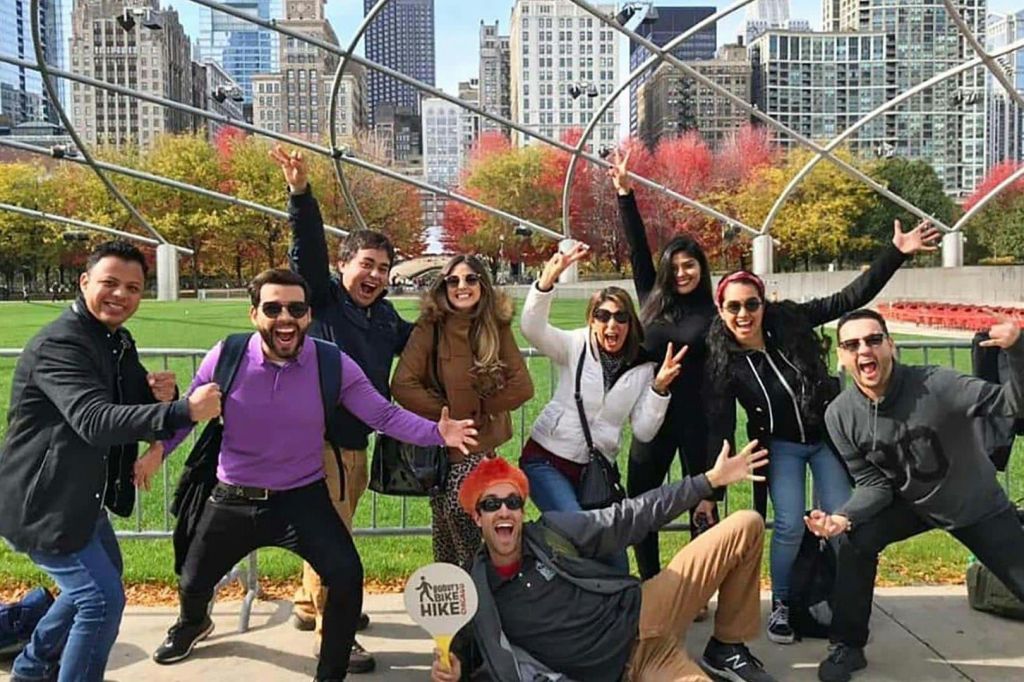 시카고의 명소를 둘러보는 도보 & 푸드 투어