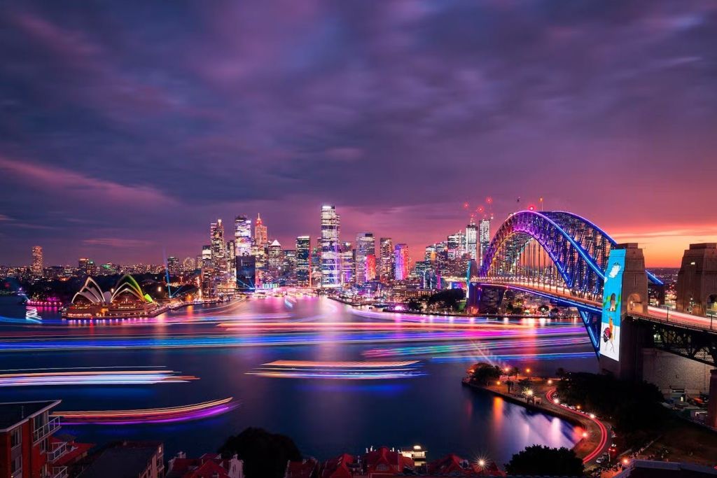 시드니 항구에서 즐기는 생생한 크루즈