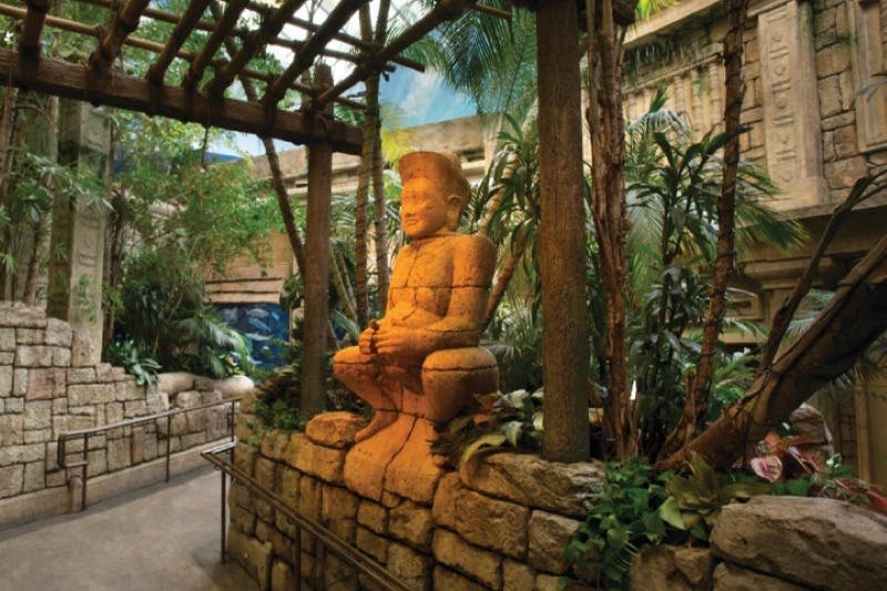 만달레이 베이 호텔 & 리조트의 샤크 리프 아쿠아리움